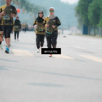 Runner Photo 6460223