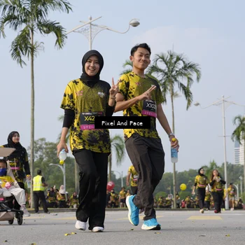 Runner Photo 6460227
