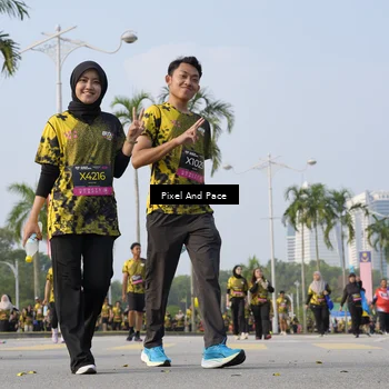 Runner Photo 6460231