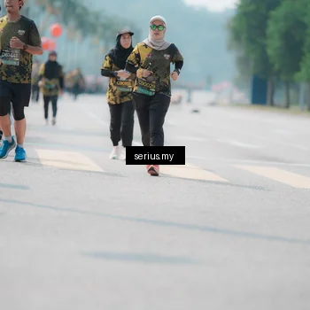 Runner Photo 6460239