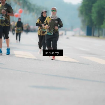 Runner Photo 6460242