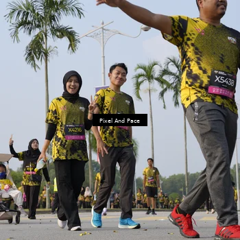 Runner Photo 6460243