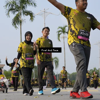 Runner Photo 6460259