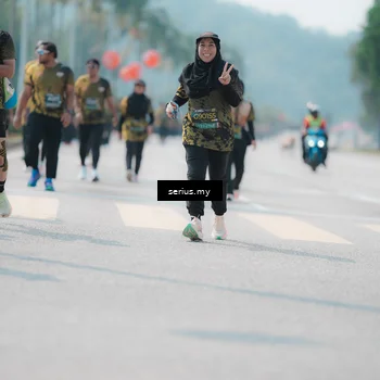 Runner Photo 6460265
