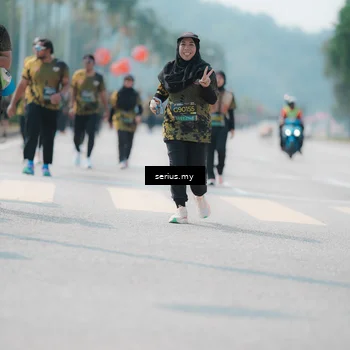 Runner Photo 6460266