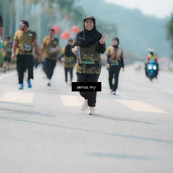 Runner Photo 6460269
