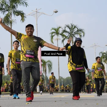 Runner Photo 6460271