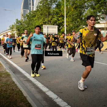 Runner Photo 6460275