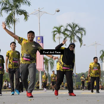 Runner Photo 6460280