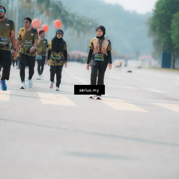 Runner Photo 6460281
