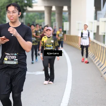 Runner Photo 6460282