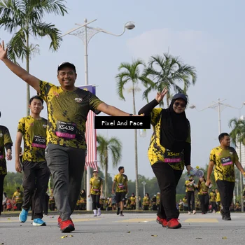 Runner Photo 6460283