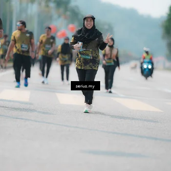 Runner Photo 6460285