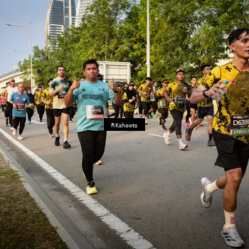 Runner Photo 6460295