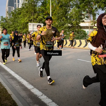Runner Photo 6460300