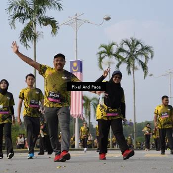 Runner Photo 6460304