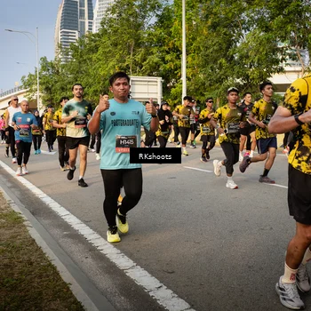 Runner Photo 6460312