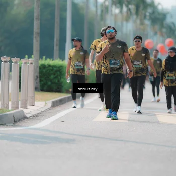Runner Photo 6460313