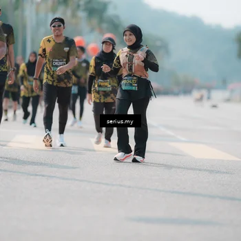 Runner Photo 6460346