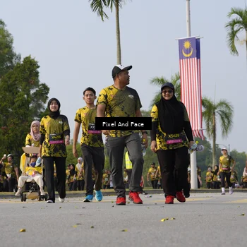 Runner Photo 6460349
