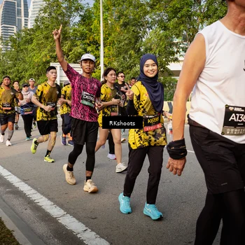 Runner Photo 6460355