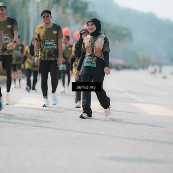 Runner Photo 6460360