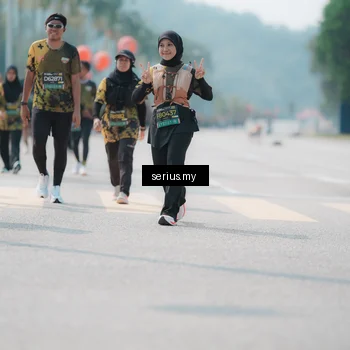 Runner Photo 6460365