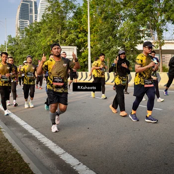 Runner Photo 6460378
