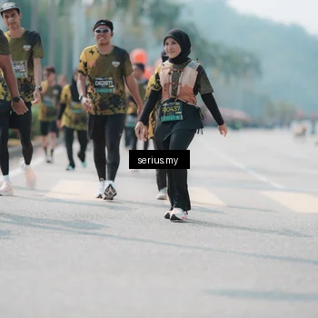 Runner Photo 6460382