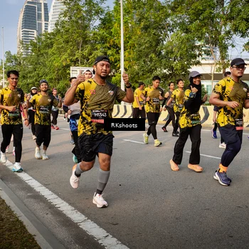 Runner Photo 6460388