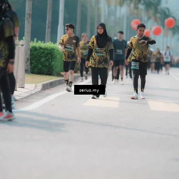 Runner Photo 6460406