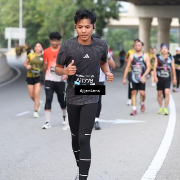 Runner Photo 6460431