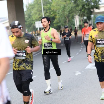 Runner Photo 6460439