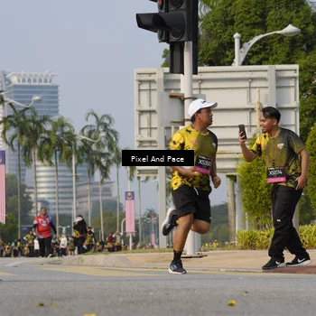 Runner Photo 6460443