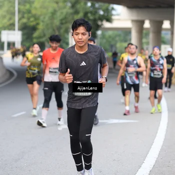 Runner Photo 6460448