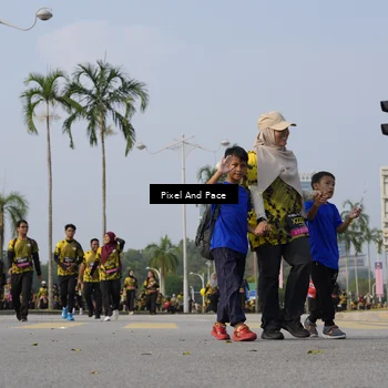 Runner Photo 6460451