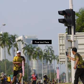 Runner Photo 6460471