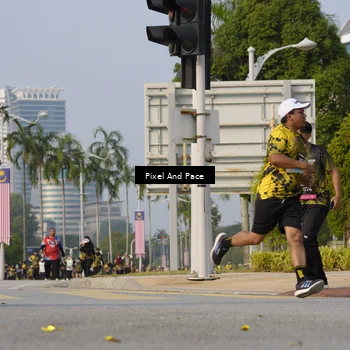 Runner Photo 6460478