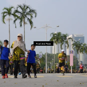 Runner Photo 6460491