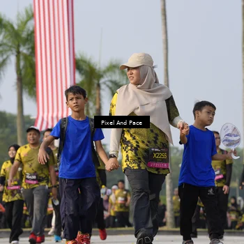 Runner Photo 6460525