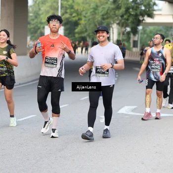 Runner Photo 6460543