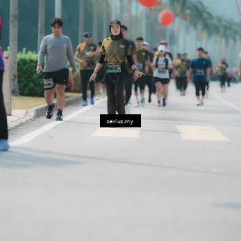 Runner Photo 6460569