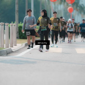 Runner Photo 6460585