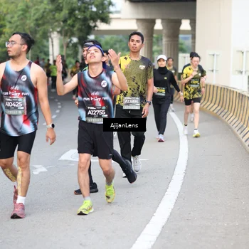 Runner Photo 6460597