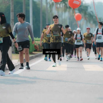 Runner Photo 6460602