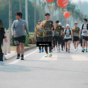 Runner Photo 6460604