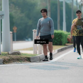 Runner Photo 6460617