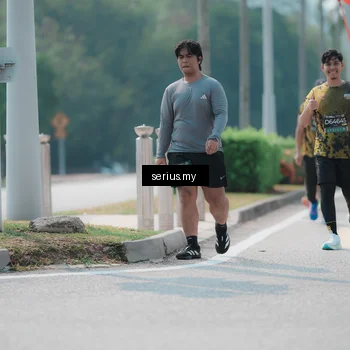 Runner Photo 6460620