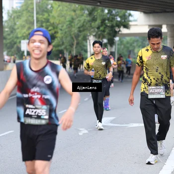Runner Photo 6460626