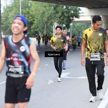 Runner Photo 6460657